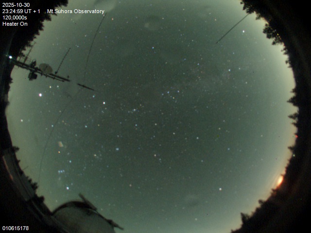 Zdjęcie ściągnięte w dniu 2025-10-30 o godzinie 23:27:57 czasu lokalnego.