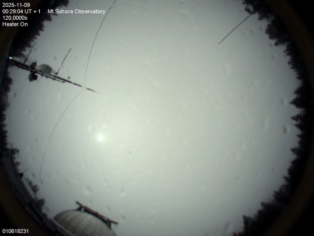 Zdjęcie ściągnięte w dniu 2025-11-09 o godzinie 00:32:04 czasu lokalnego.