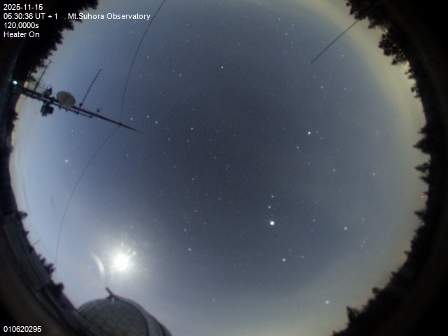 Zdjęcie ściągnięte w dniu 2025-11-15 o godzinie 05:33:35 czasu lokalnego.