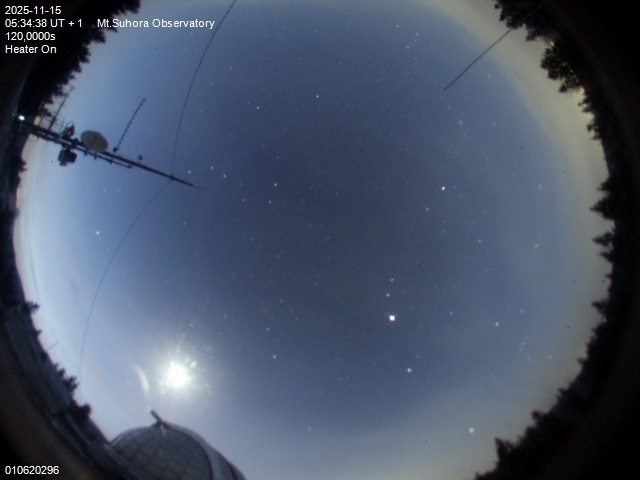 Zdjęcie ściągnięte w dniu 2025-11-15 o godzinie 05:37:37 czasu lokalnego.